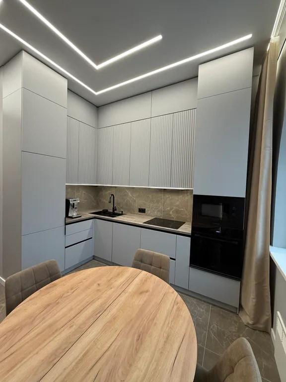 Эксклюзивная квартира возле моста Влюбленных