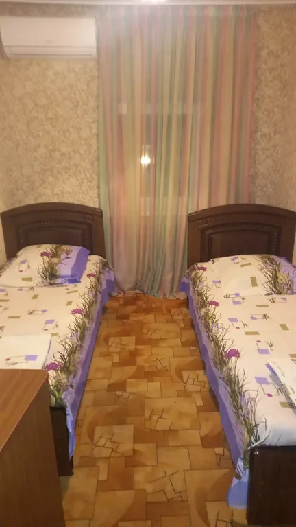 Квартира Комната — аренда посуточно в Лоо