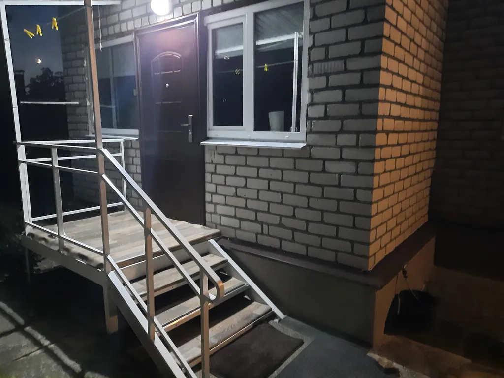 Уютная квартира на земле, сад, мангал, парковка