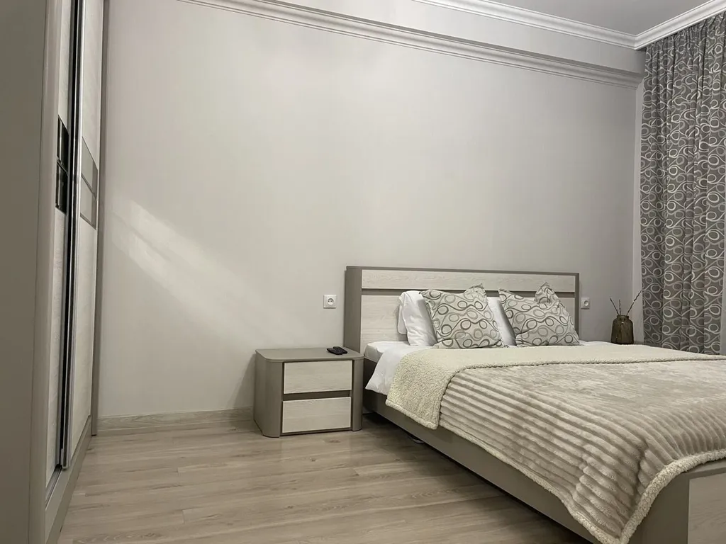 Студия в новом дoме рядом с ЖД вокзалом