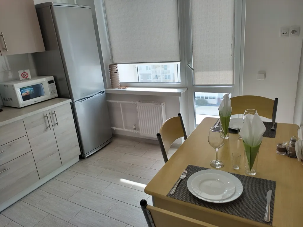 Квартира с панорамным окнами возле РК Паутина