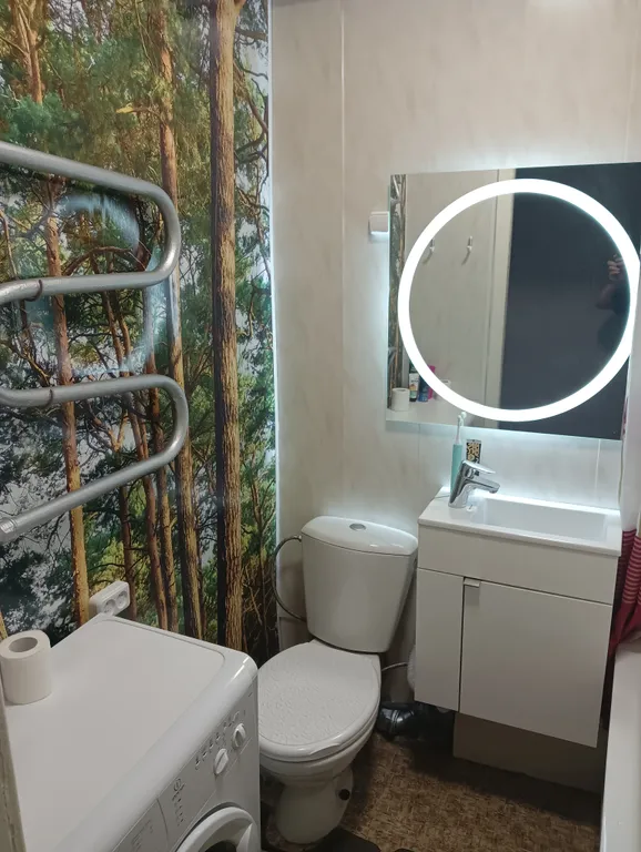 Чистая квартира с новым ремонтом рядом с ТЦ Космос