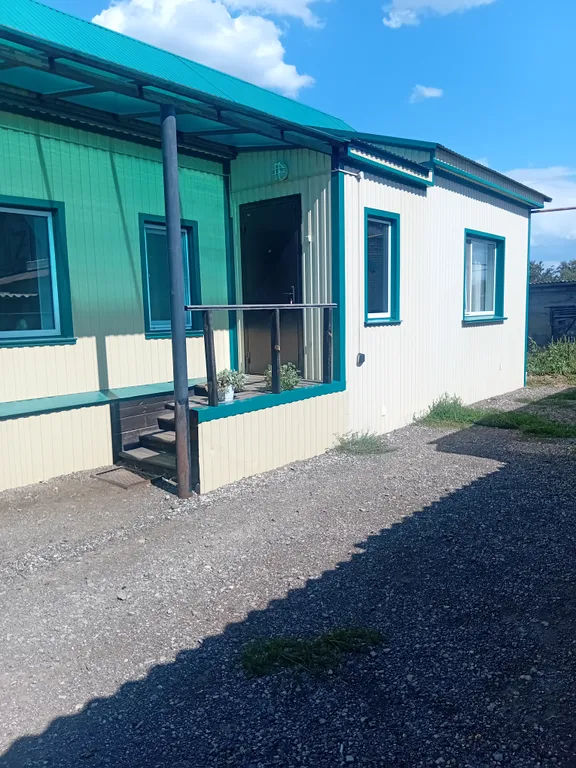 в ПУГАЧЕВЕ .Уютный частный дом с парковкой, тихий район