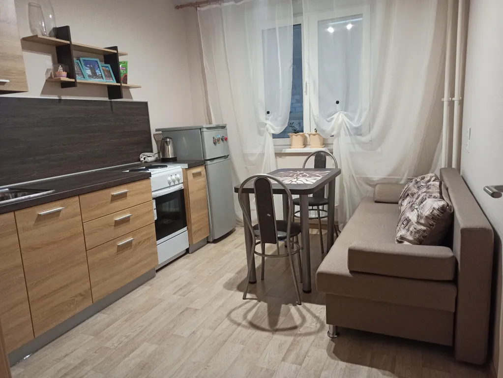 Квартира в ЖК Самоцвет — аренда посуточно в Челябинск