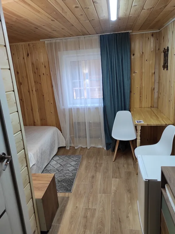 Сосновый отдельный домик