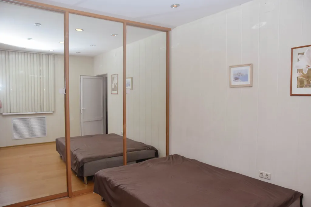 7-комнатный Дом