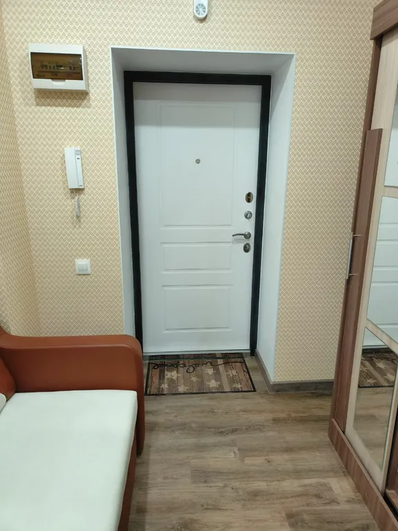 Квартира Студия возле Кристалла — Тюмень