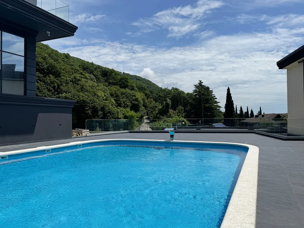 Апартаменты облако над волнами