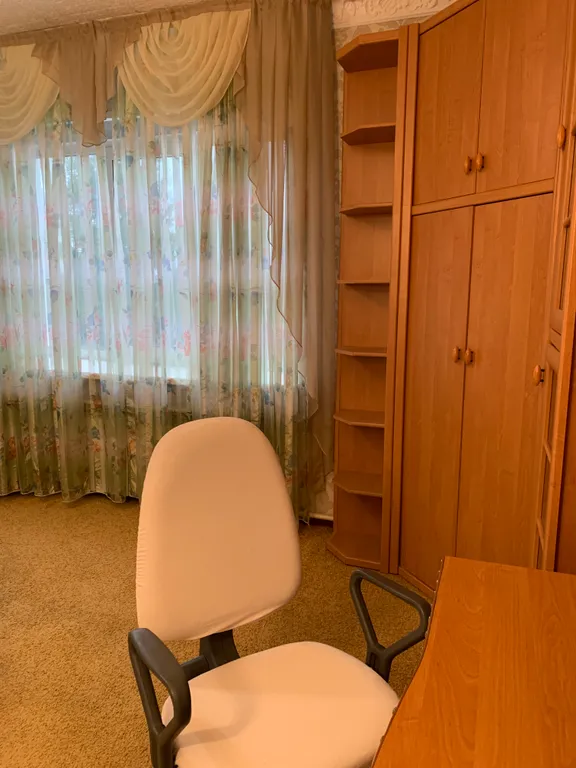 Особняк 207 кв м, элитный городской район, командированным документы