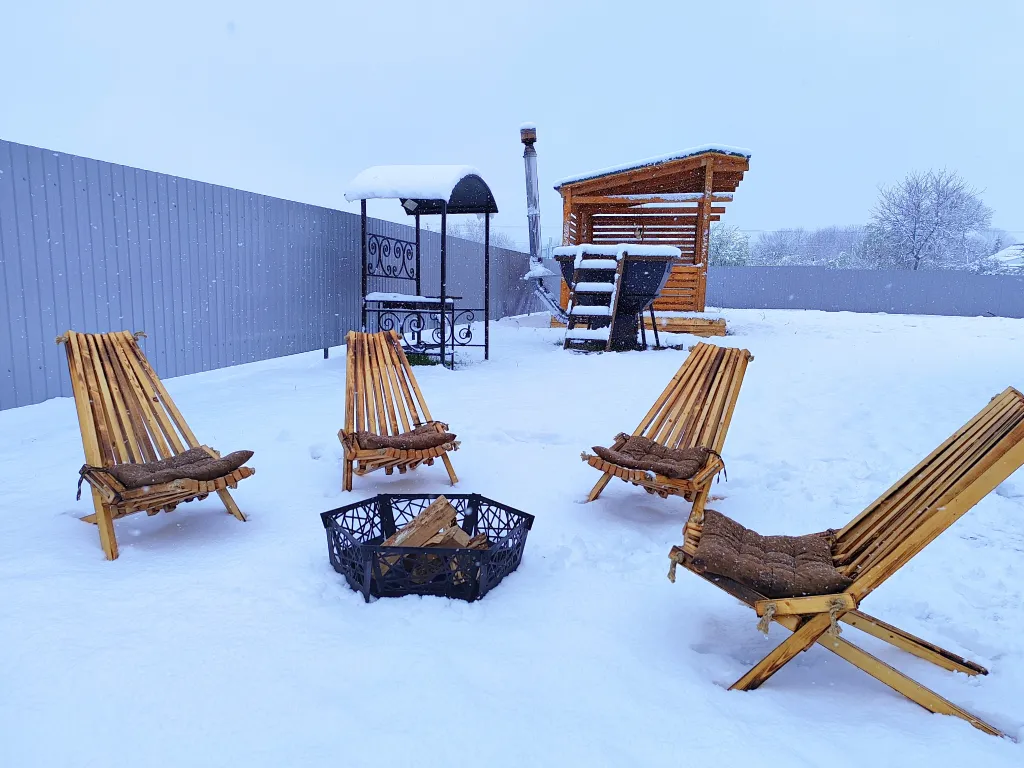 Коттедж Загородный дом с бассейном Family home — Лабинск