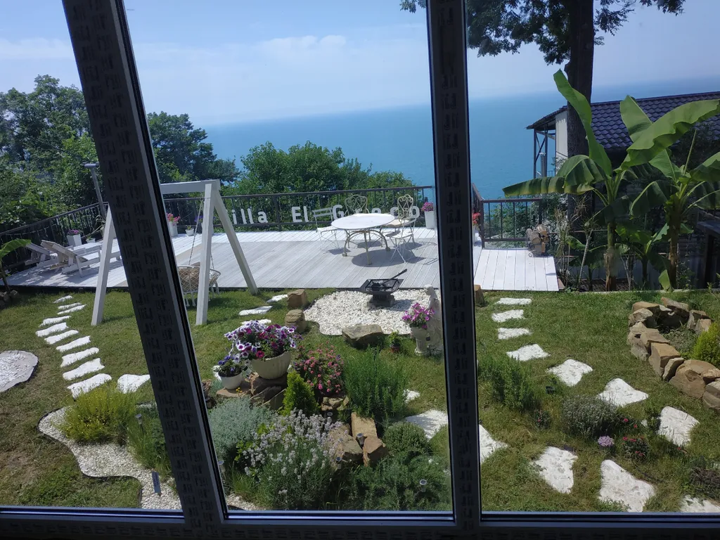 Коттедж Апартаменты у моря с видом — Сочи