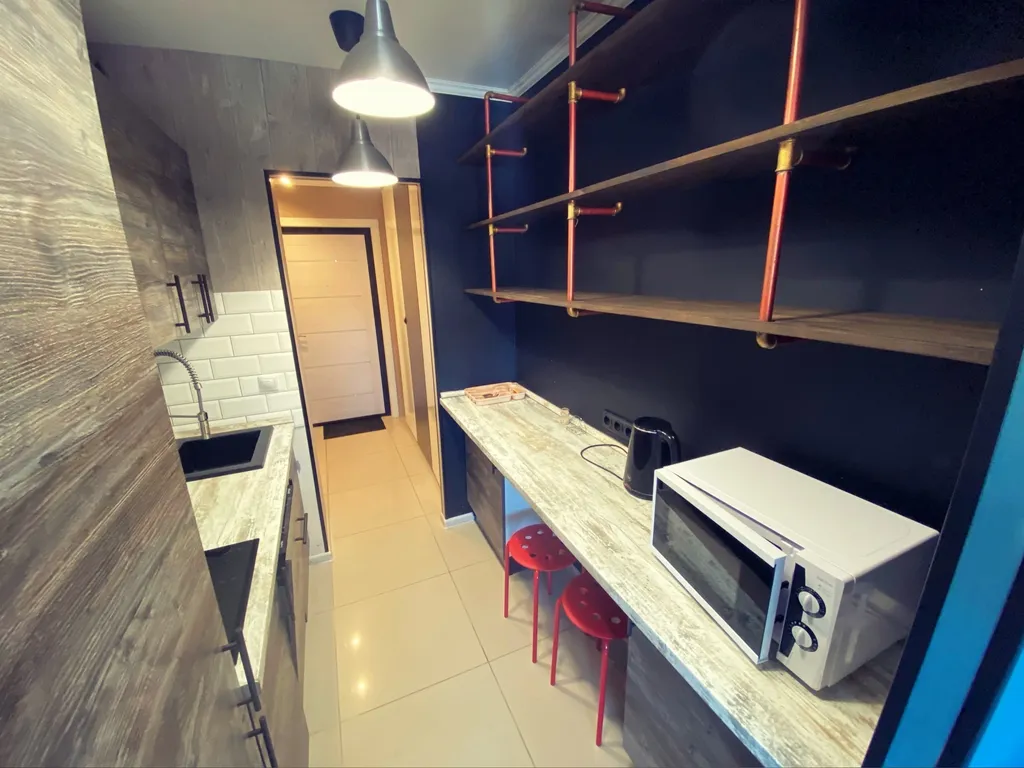 Студия с дизайнерским ремонтом