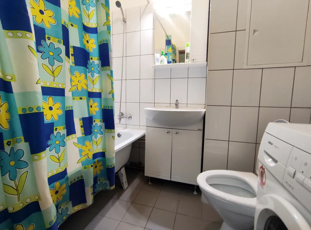 Уютные апартаменты рядом с ЖД вокзалом и оживленным районом города