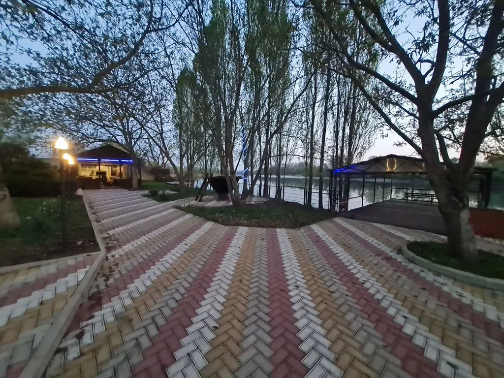 6-комнатный Дом