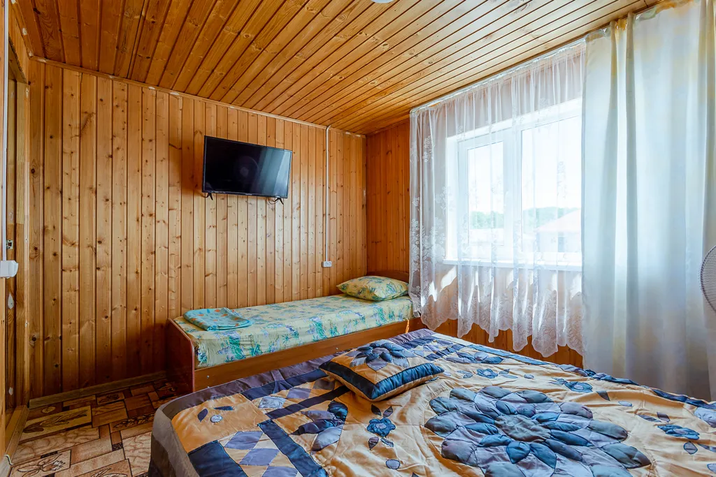 5 местный двухкомнатный номер с кухонной зоной, парковка в подарок