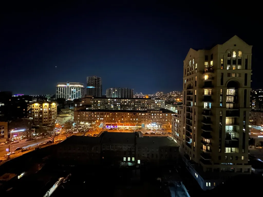 Красивая двухкомнатная квартира в центре города