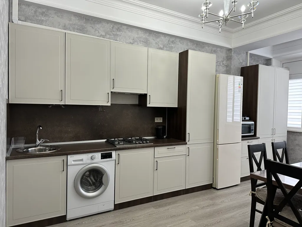 Просторная квартира у моря в центре города