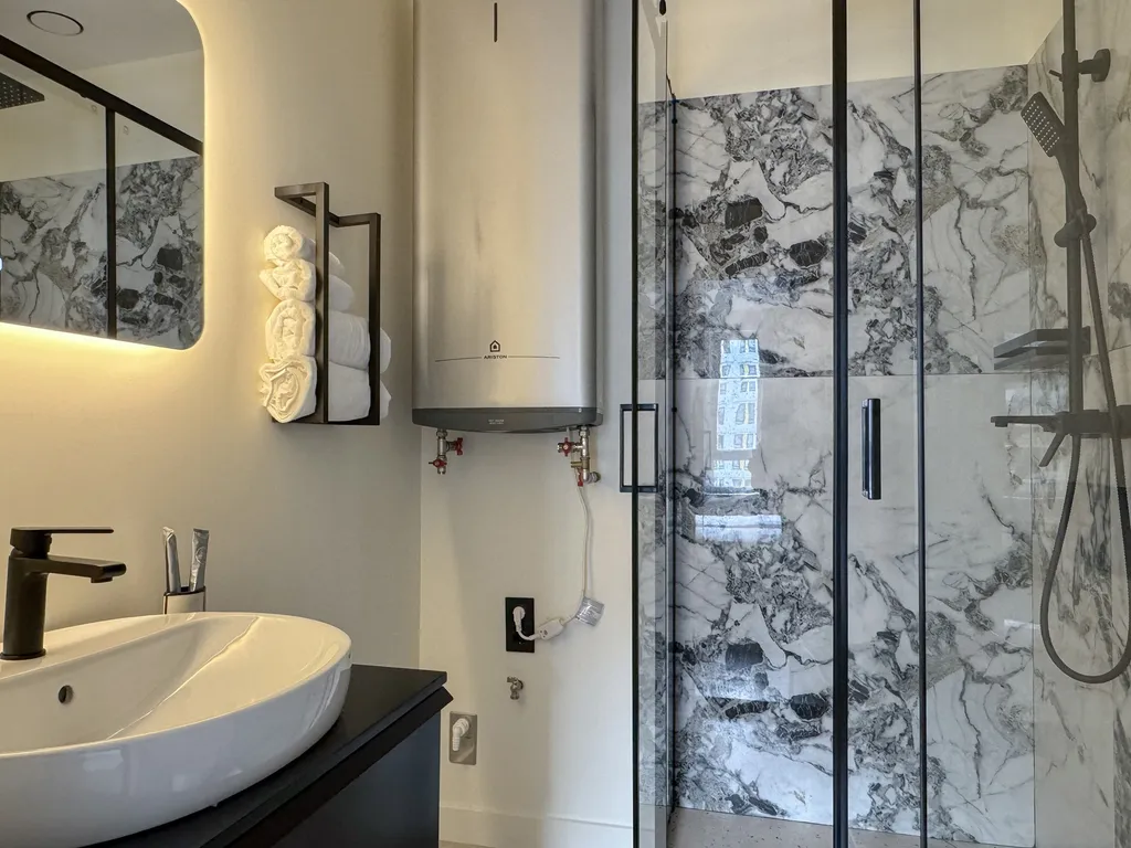 Апартаменты-галерея Artfully Nest