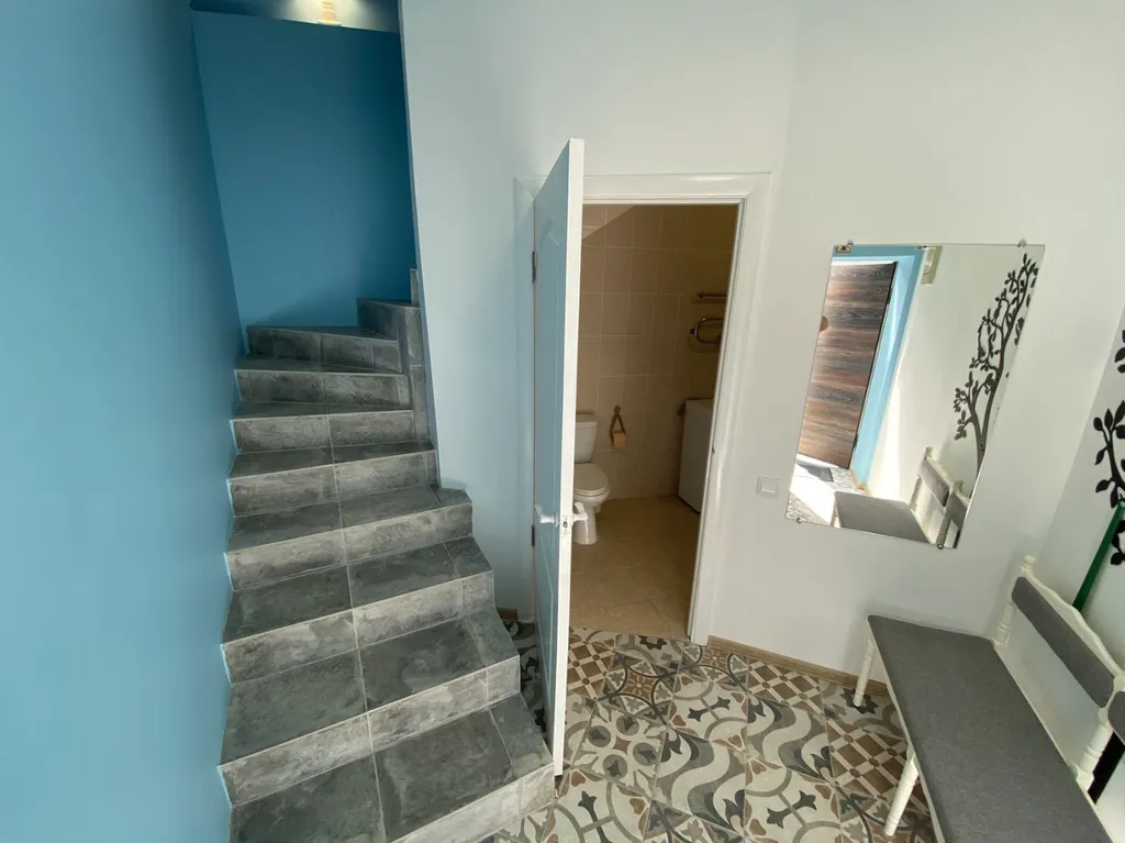 Отдельный дом с двором