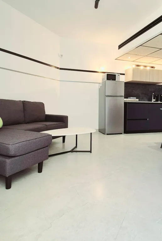 804Первая линия , Парковка ,Бомбоубежище на каждом этаже.