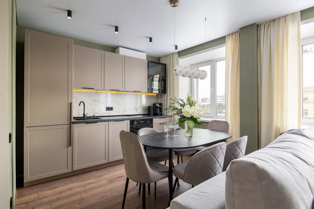 Трёхкомнатные апартаменты с видом на оперный театр