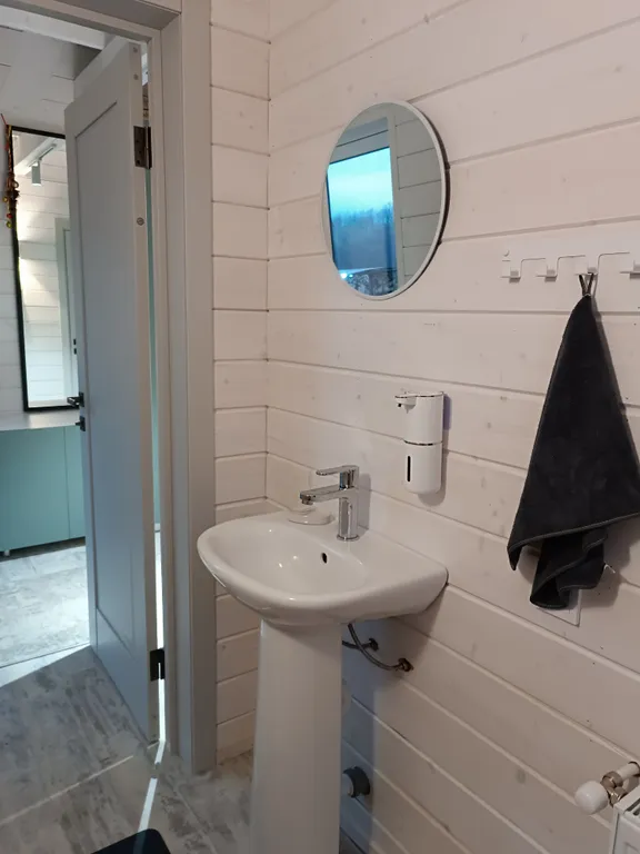 Дом с бассейном