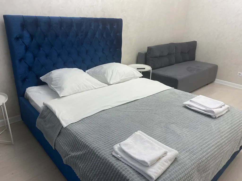 Апартаменты с видом на пруд