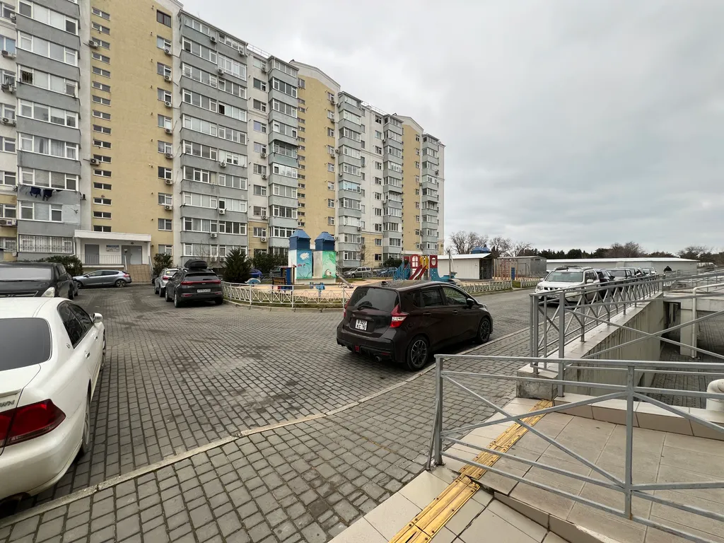 Рядом парк Победы Херсонес не берем оплату за уборку