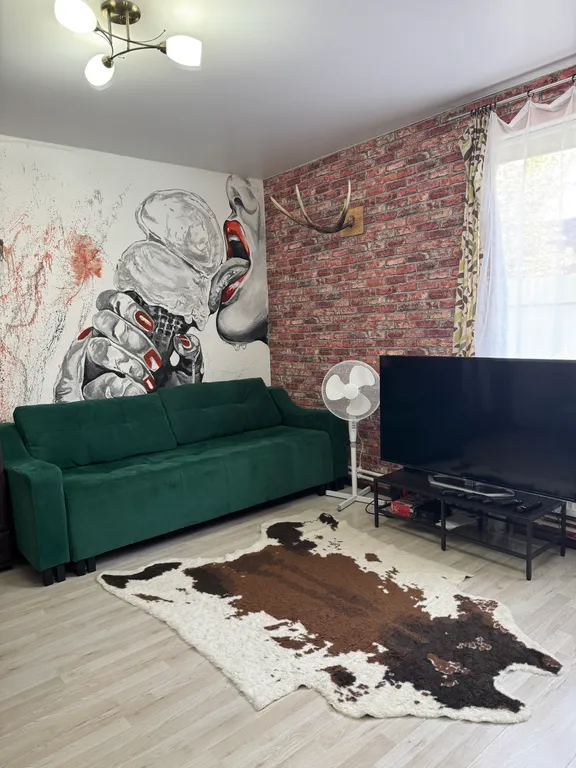 Коттедж Часть дома с отдельным входом у озер и леса, качели и мангал во дворе — Санкт-Петербург