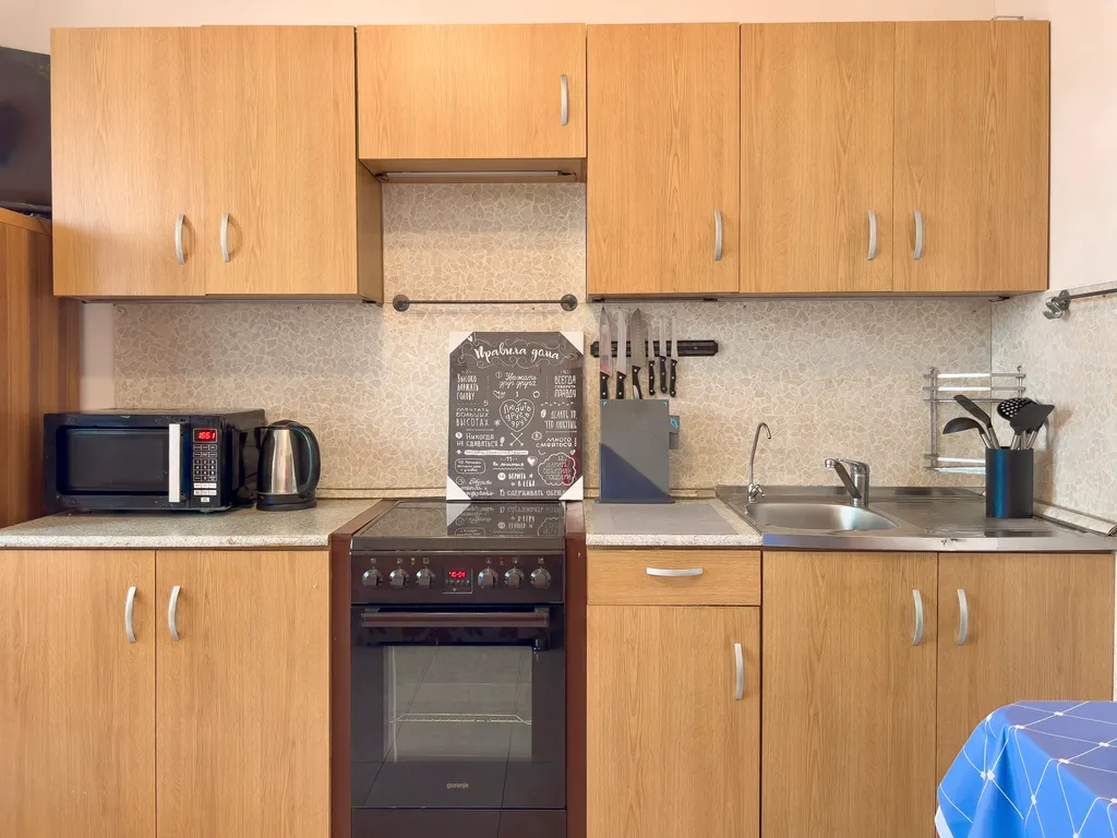 Уютная свежая квартира возле метро Коммунарка !