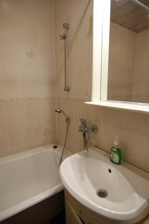 Трёхкомнатная квартира класса стандарт в спальном районе города