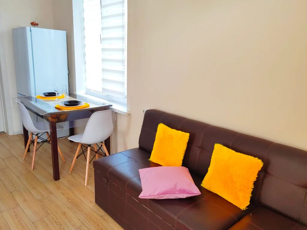 Отдельная 2-комнатная квартира