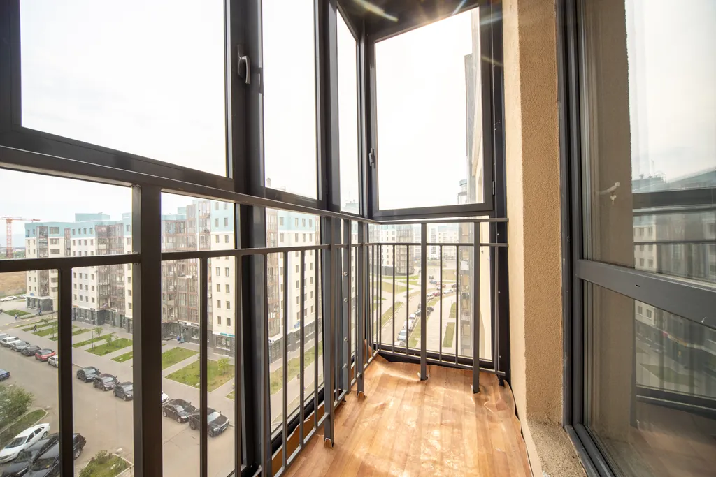 Просторная и люксовая квартира с новым ремонтом возле ТЦ Планета