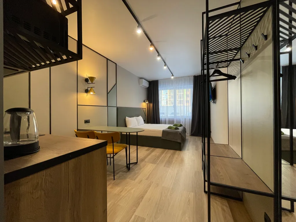 Hotels-Braun рядом с ТЦ Европа