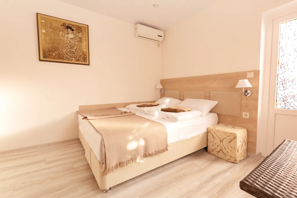 Квартира Квартира Студия с кухней, террасой, жаровней, барбекю, водопадом 20м2 — Геленджик