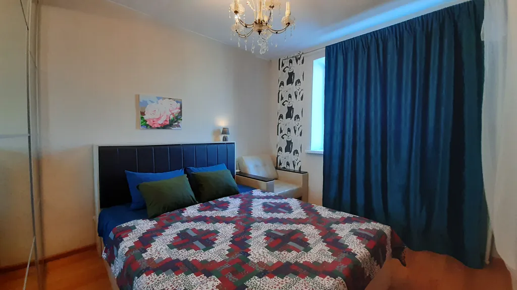 Зеркальная квартира в 20 минутах от Невского проспекта