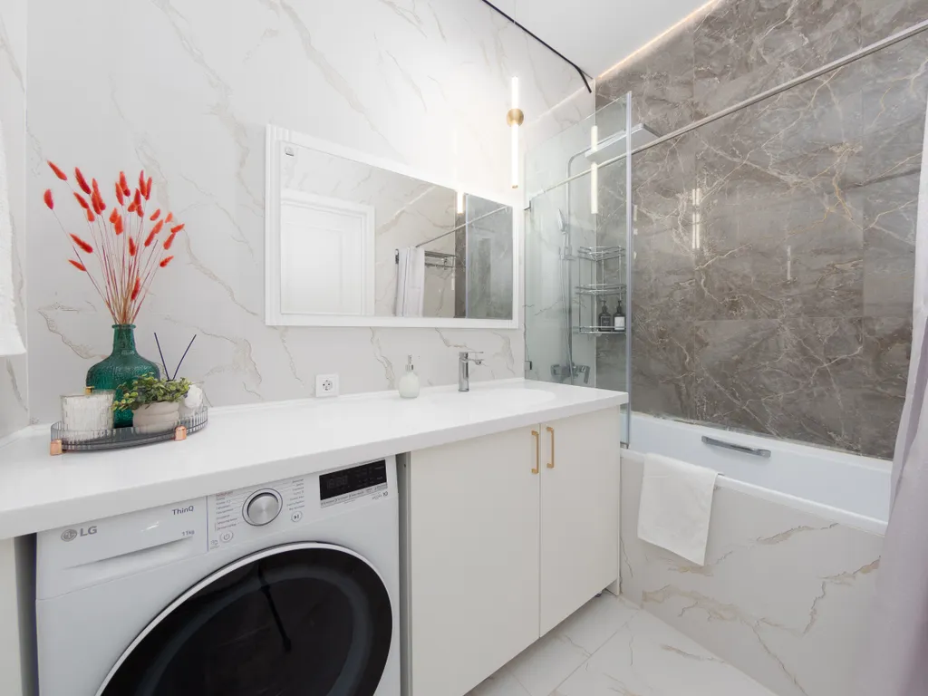 3-комнатная квартира в районе "Mega Alma-Ata"