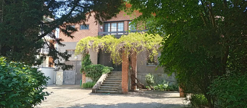 Коттедж 4-комнатный Дом — Геленджик