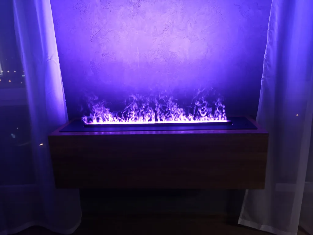 Апартаменты с большой джакузи и камином