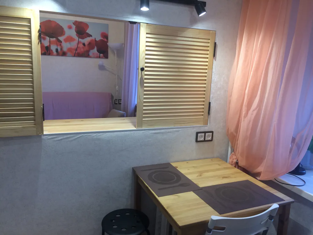 Квартира Уютная квартира в самом центре города, с окнами в тихом дворе — Екатеринбург