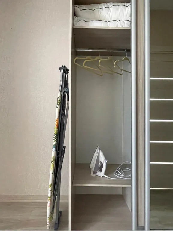 Шикарная квартира со своим двориком и качелью