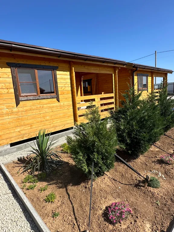 Уютный домик у моря