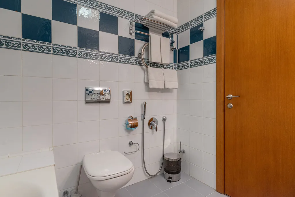 Семейный номер с кухонной зоной, отдельной гардеробной в 30 метрах от метро