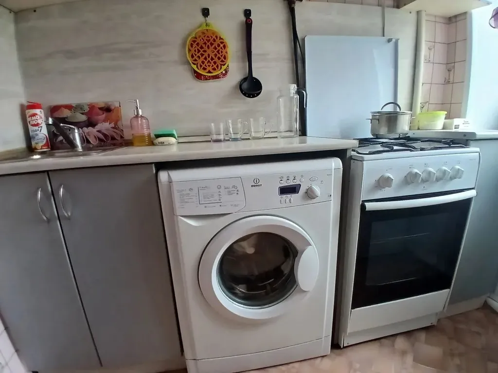 Уютный уголок в центре города возле парка Гагарина и Алого Поля