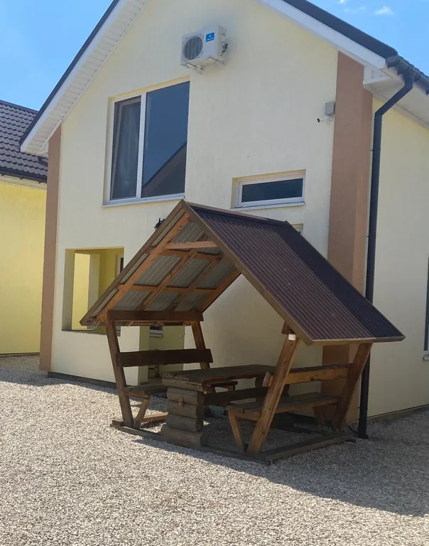 Дом возле моря