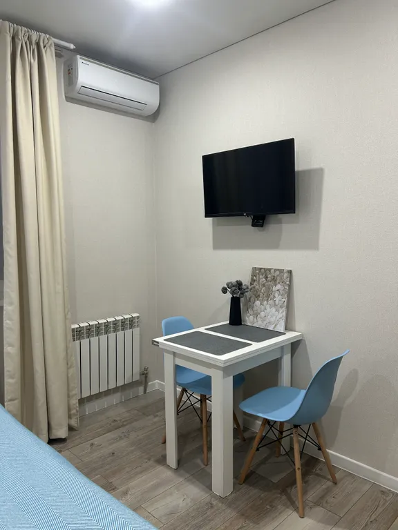 Квартира Квартира Уютная студия напротив аэропорта Сочи в частном доме — Адлер