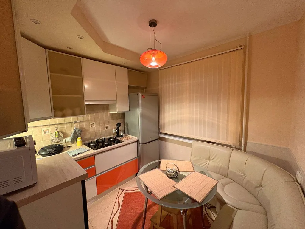 Чистая, уютная двухкомнатная квартира