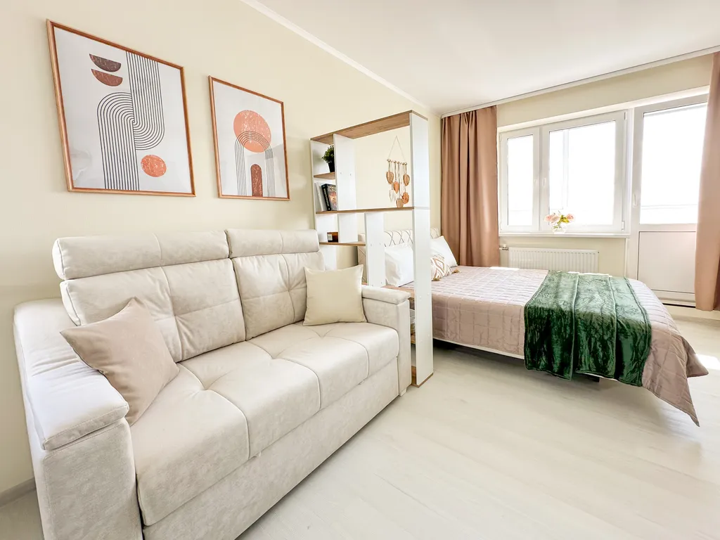 Светлая квартира в ЖК Армас с шикарным видом на город — аренда посуточно в Петрозаводск