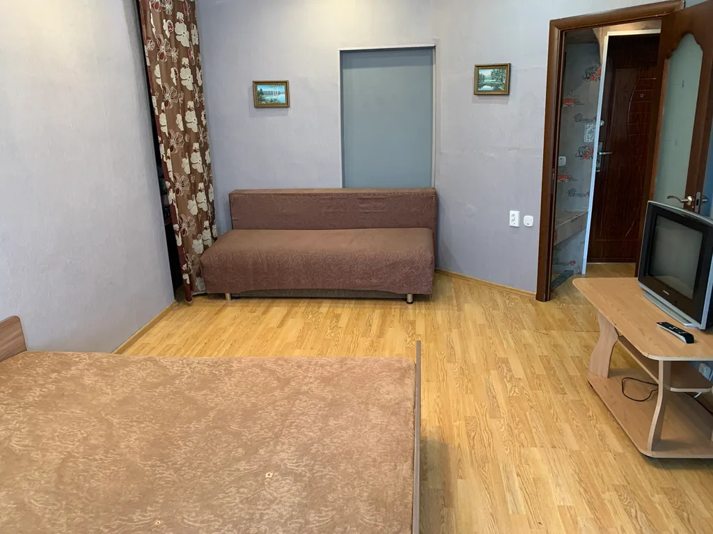 Квартира Квартира Студия с видом на оживленную улицу — Красноярск