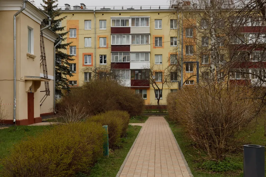 Фэшн студия фуксия в 3 минутах ходьбы от м. Новомосковская